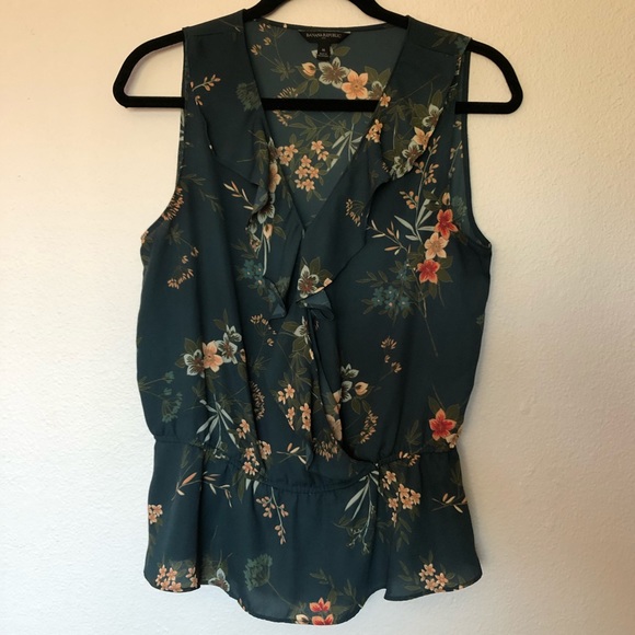 Banana Republic Tops - 💕 Banana Republic Floral Tank Top